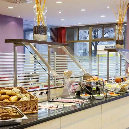 Holiday Inn Express Berlin City Centre By Ihg-2